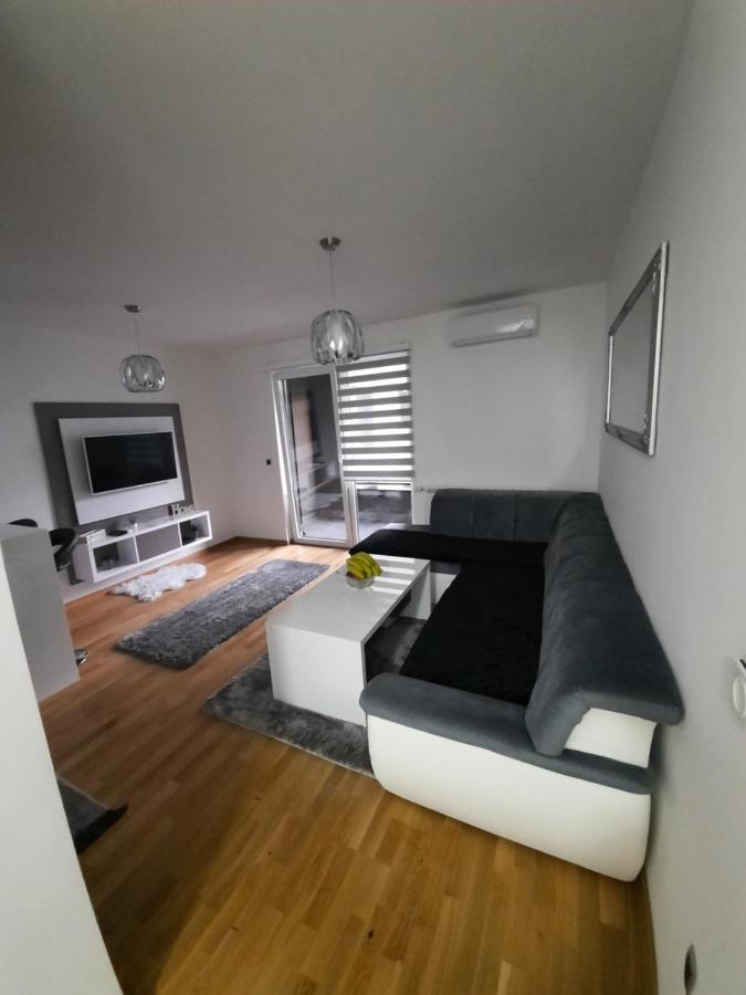 Apartman Bulevar Sarajevo - Free Parking Exterior photo