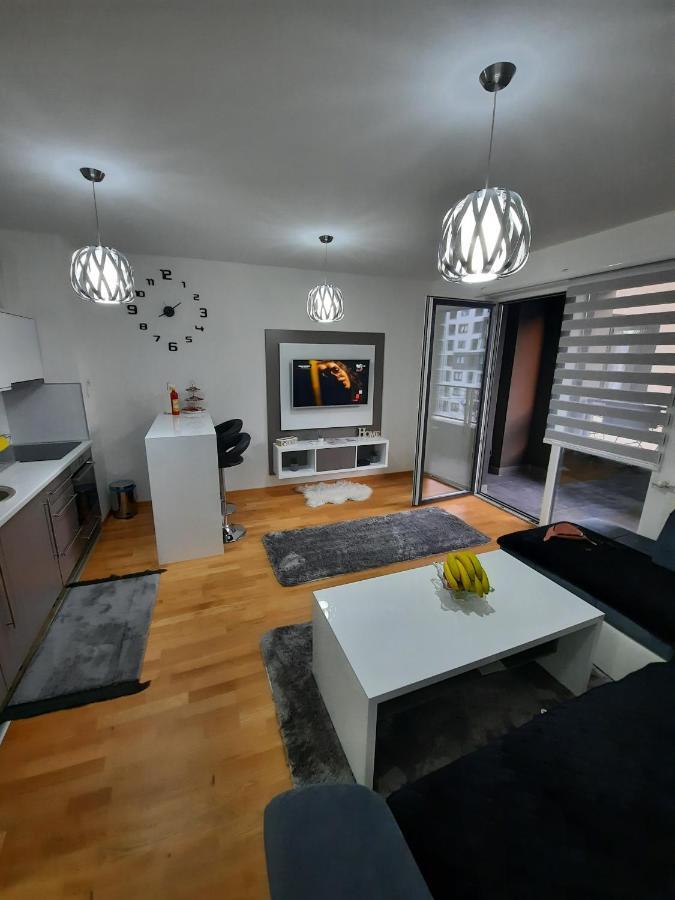 Apartman Bulevar Sarajevo - Free Parking Exterior photo